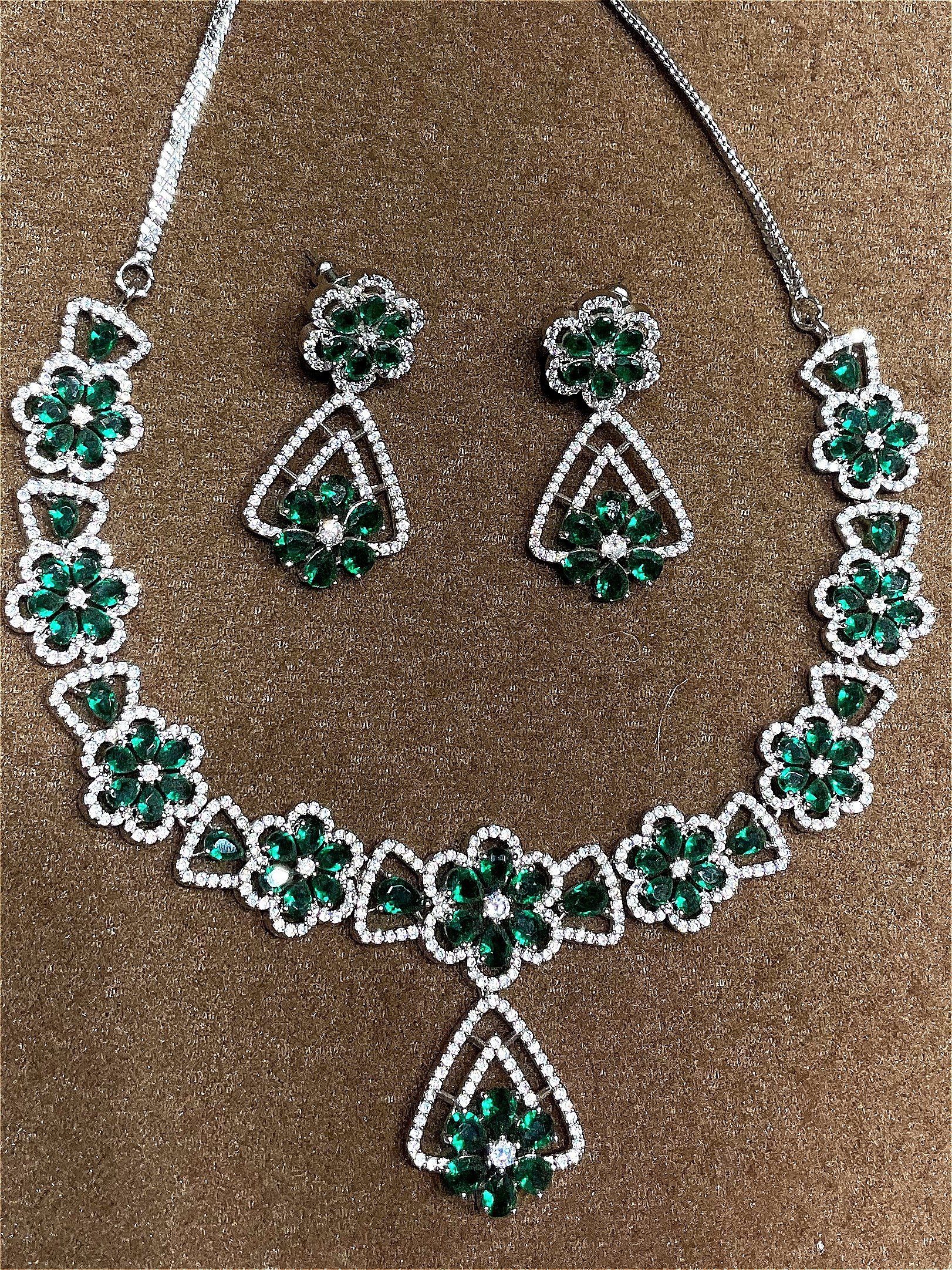 Stone necklace NCK-RO-ST-081