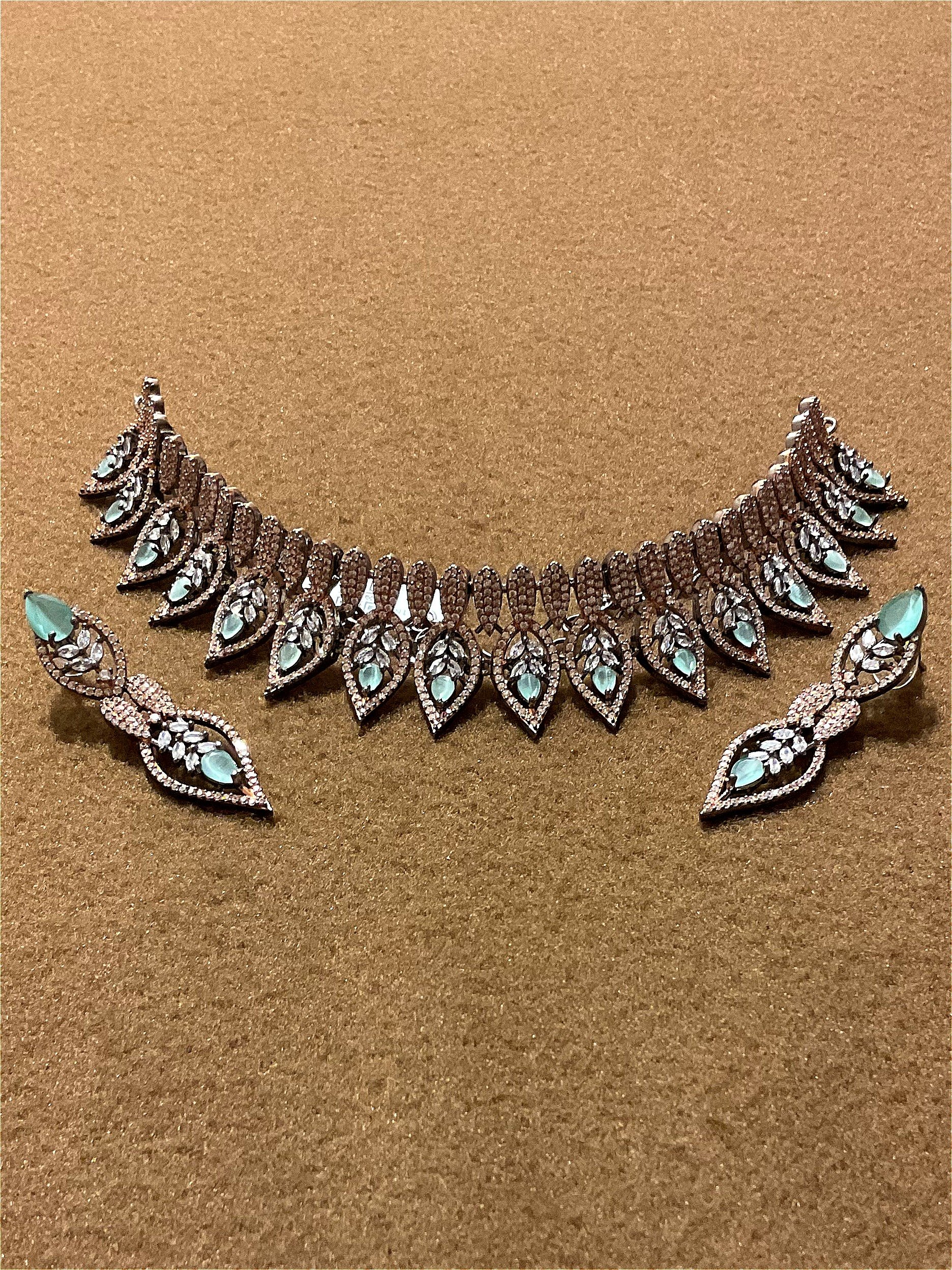Victorian Choker  CHR-VT-ST-002