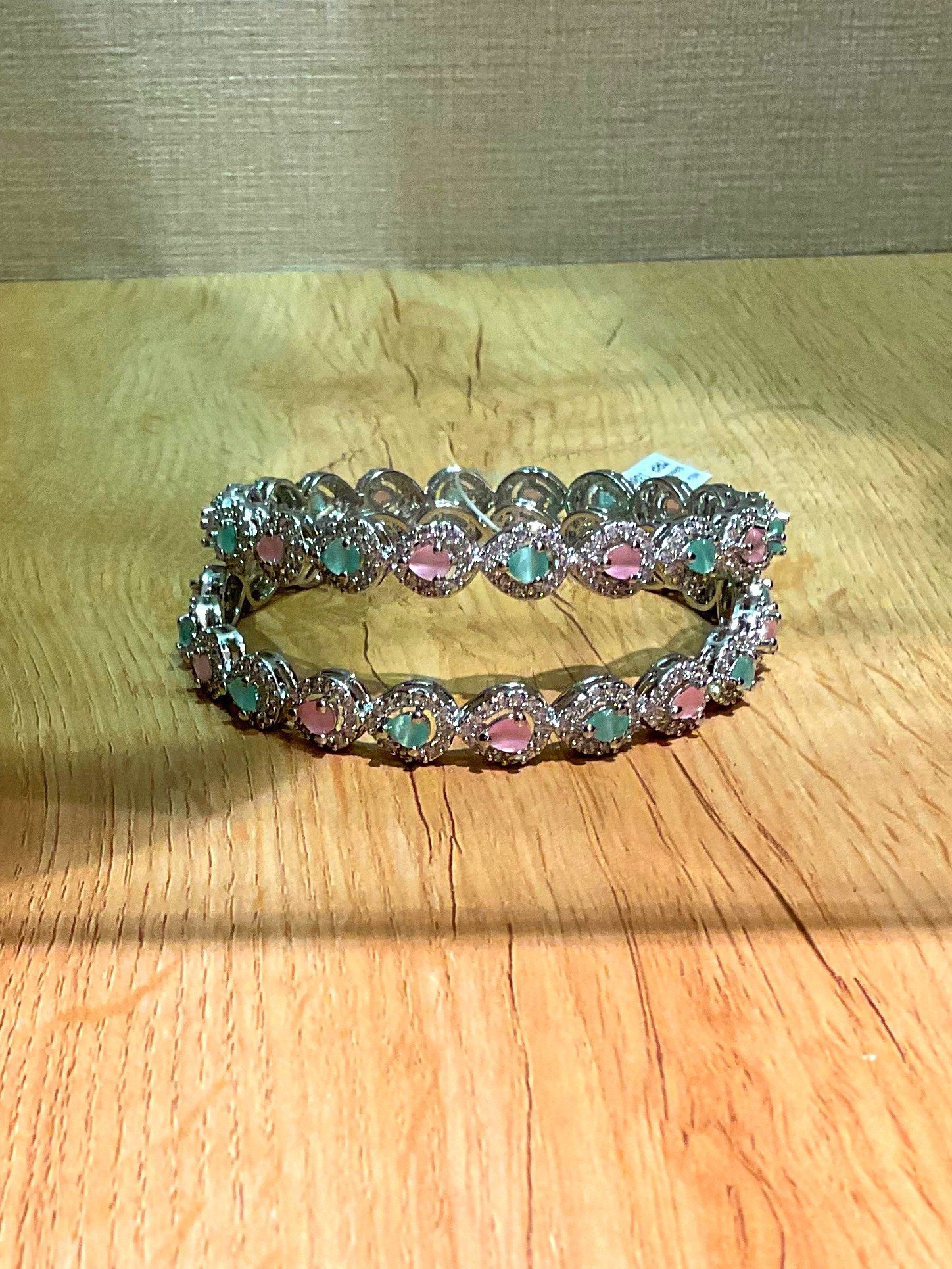 Stone bangles BNG-RD-ST-003