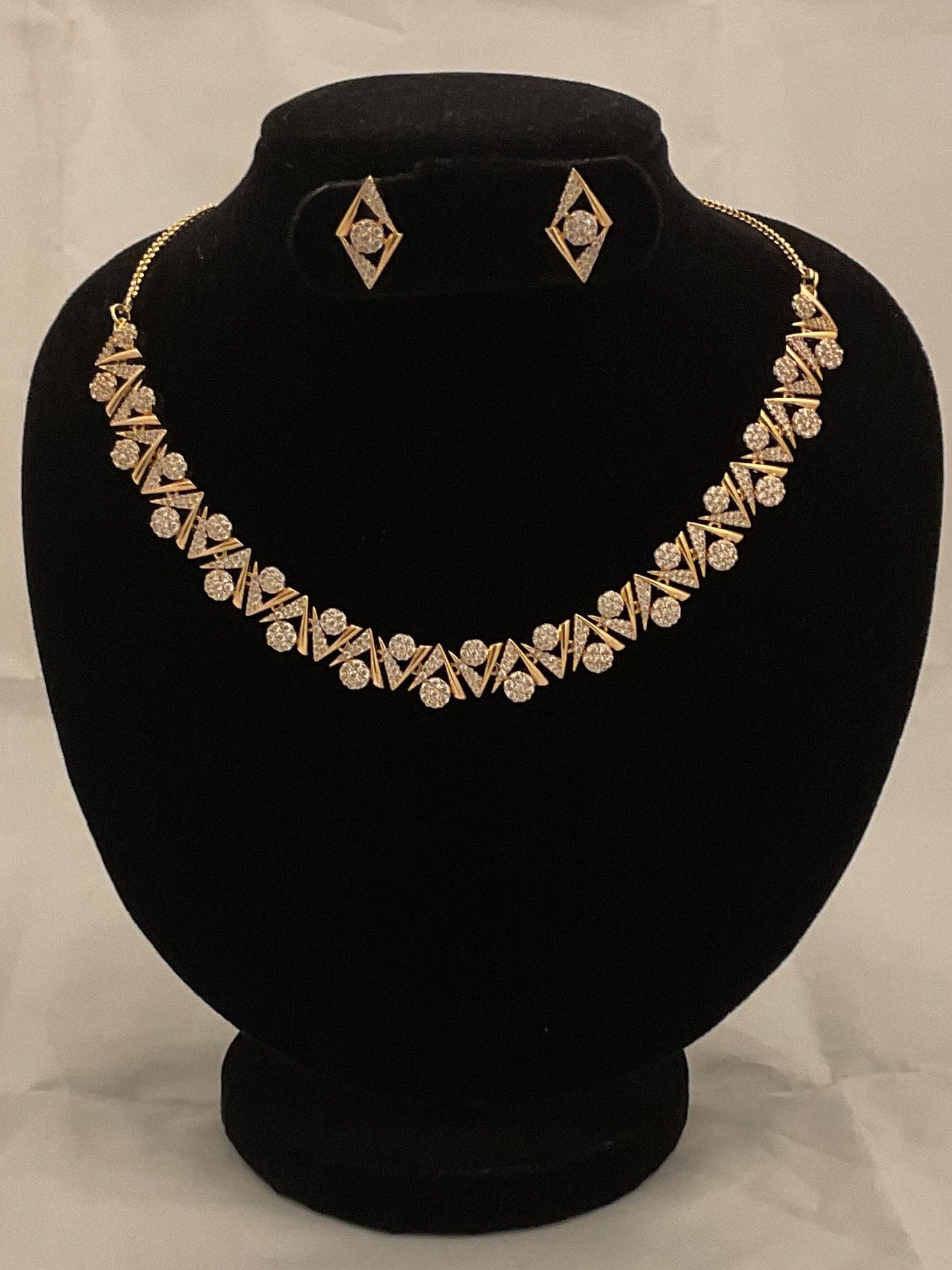 ZIRCON  NECKLACE NCK-GP-ZC-001