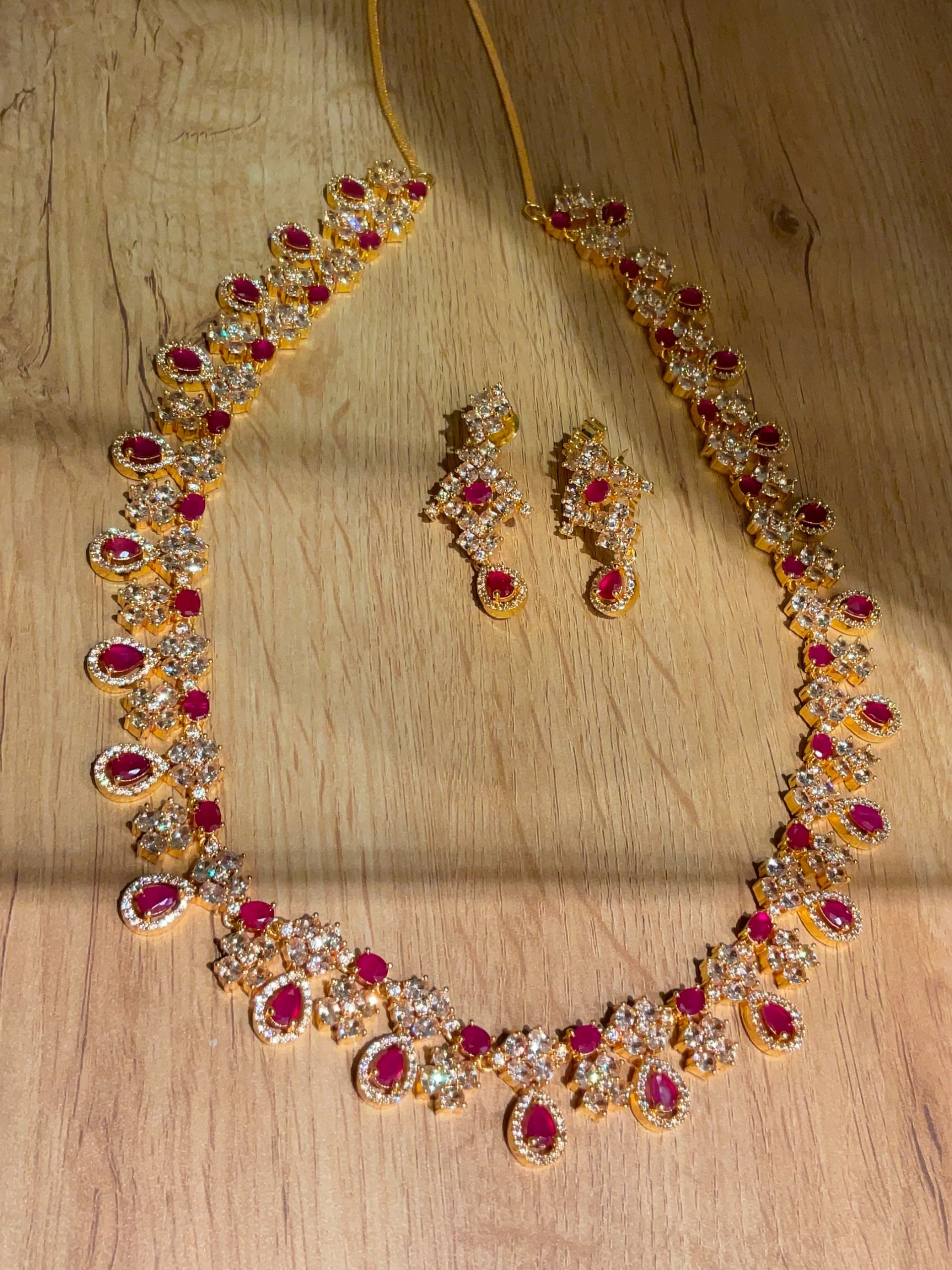 ZIRCON STONE NECKLACE NCK-RO-ZC-012