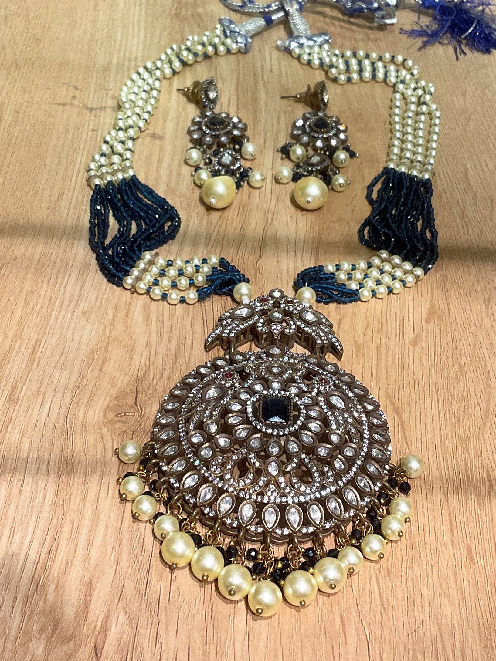 Victorian necklace NKL-VT-BD-003