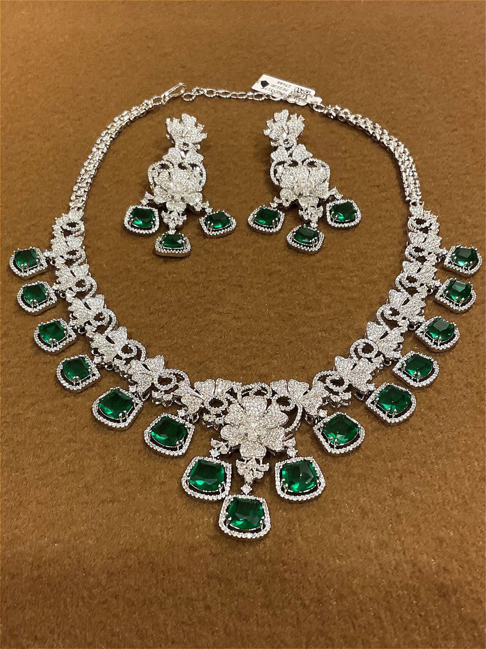Stone necklace NCK-RO-ST-105