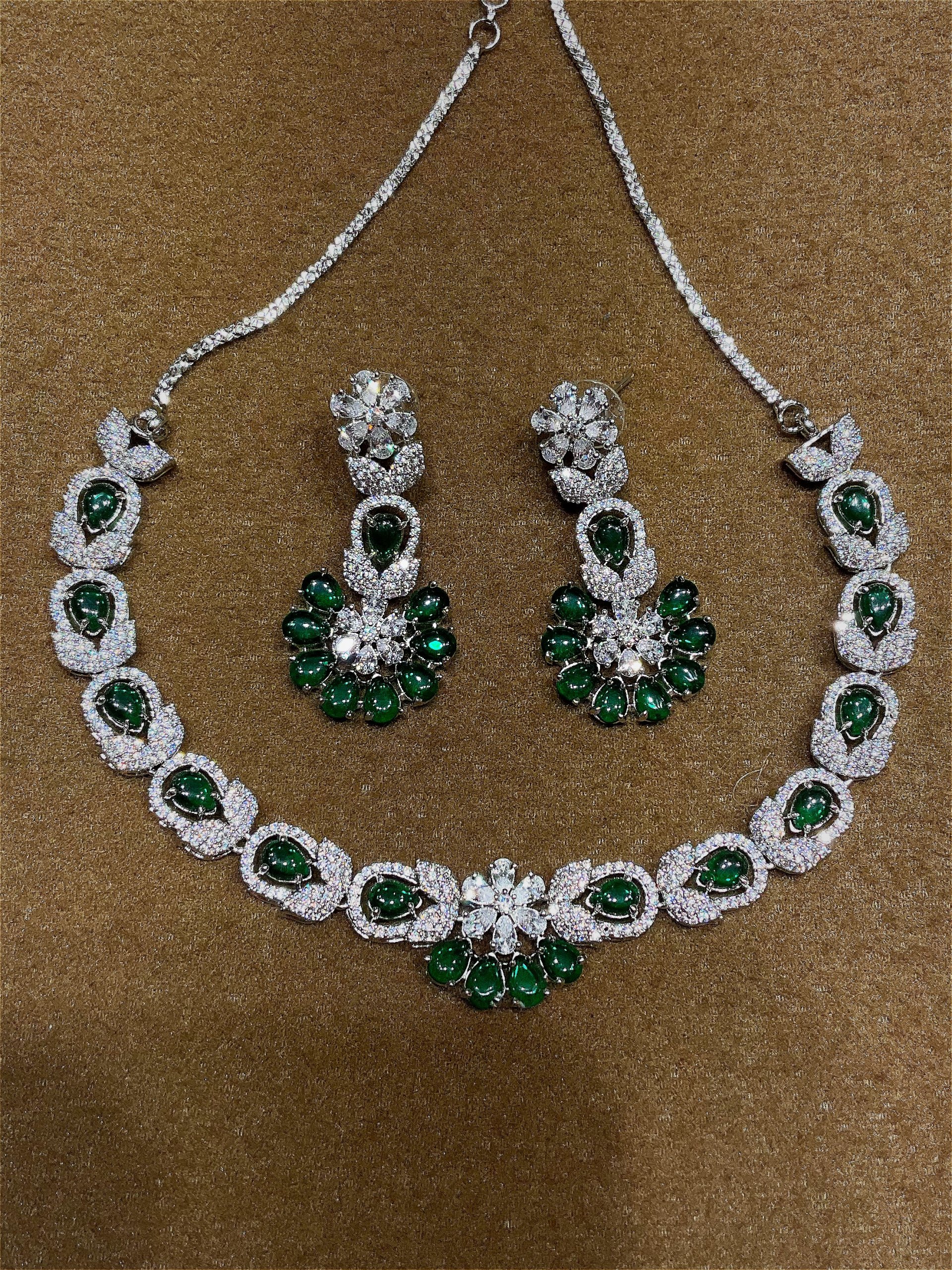 Stone necklace NCK-RO-ST-079