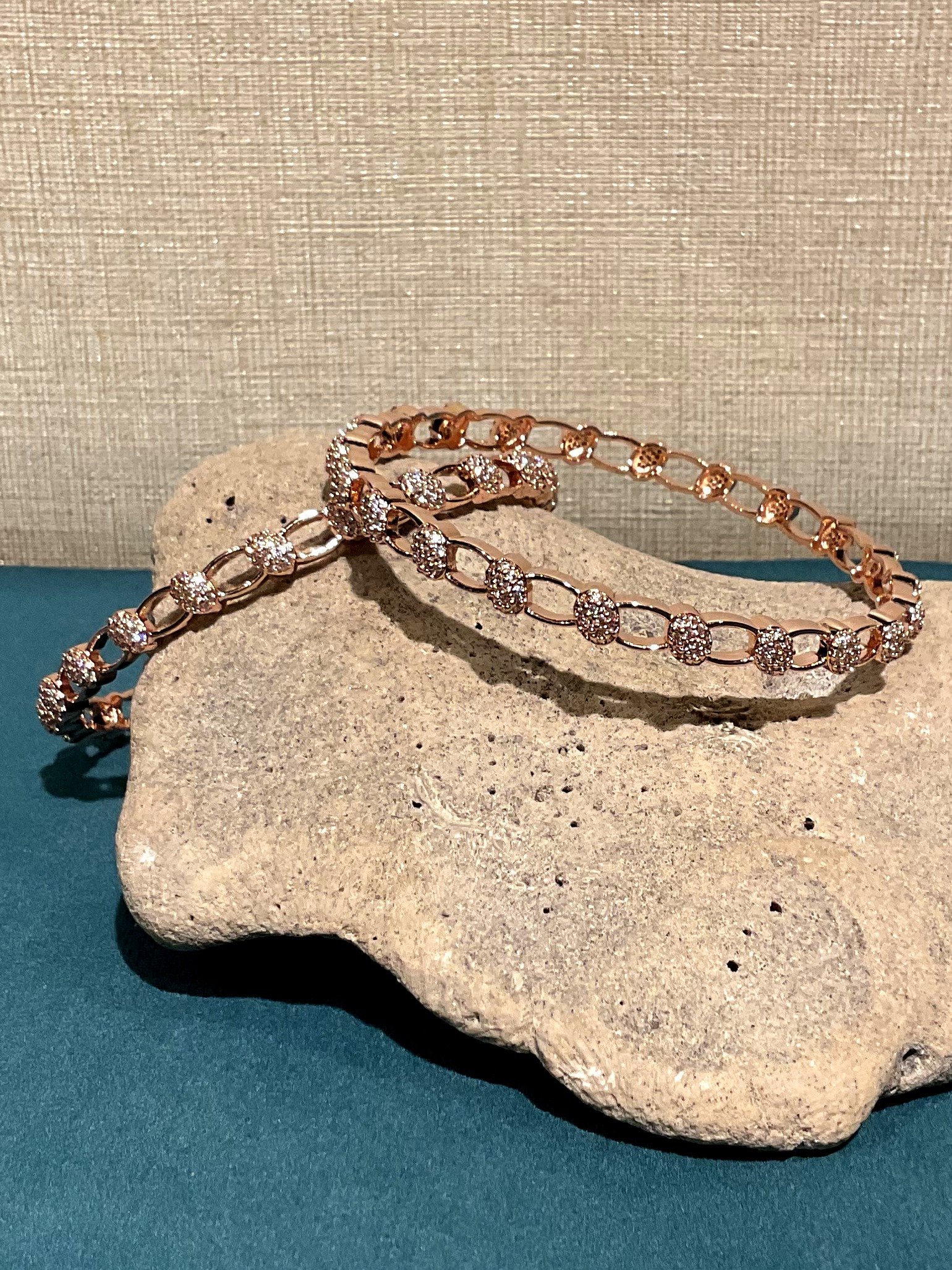 Stone bangles BNG-GP-ST-008